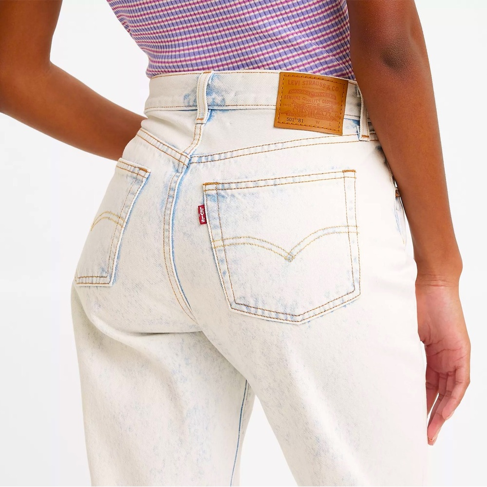 Levi's® Premium
501® '81 WOMEN'S Light Wash JEANS